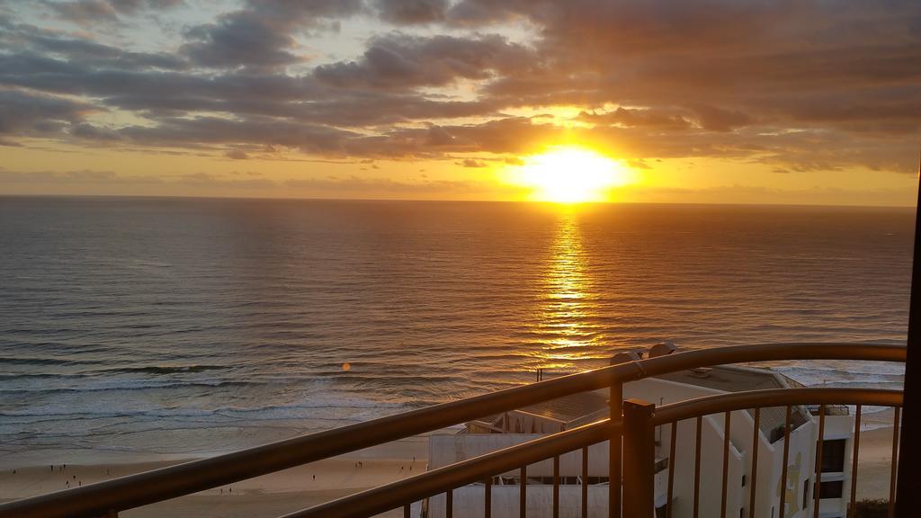 Beachcomber Resort - Official Gold Coast Esterno foto